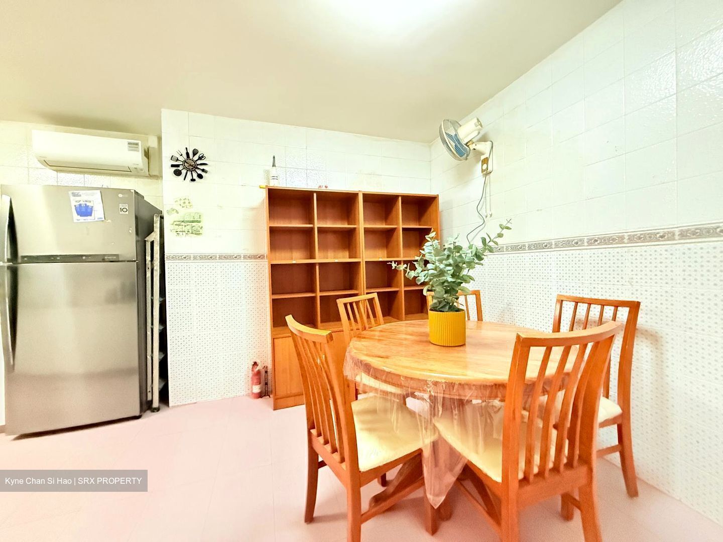 Gold Coast Condo (D5), Condominium #481397031